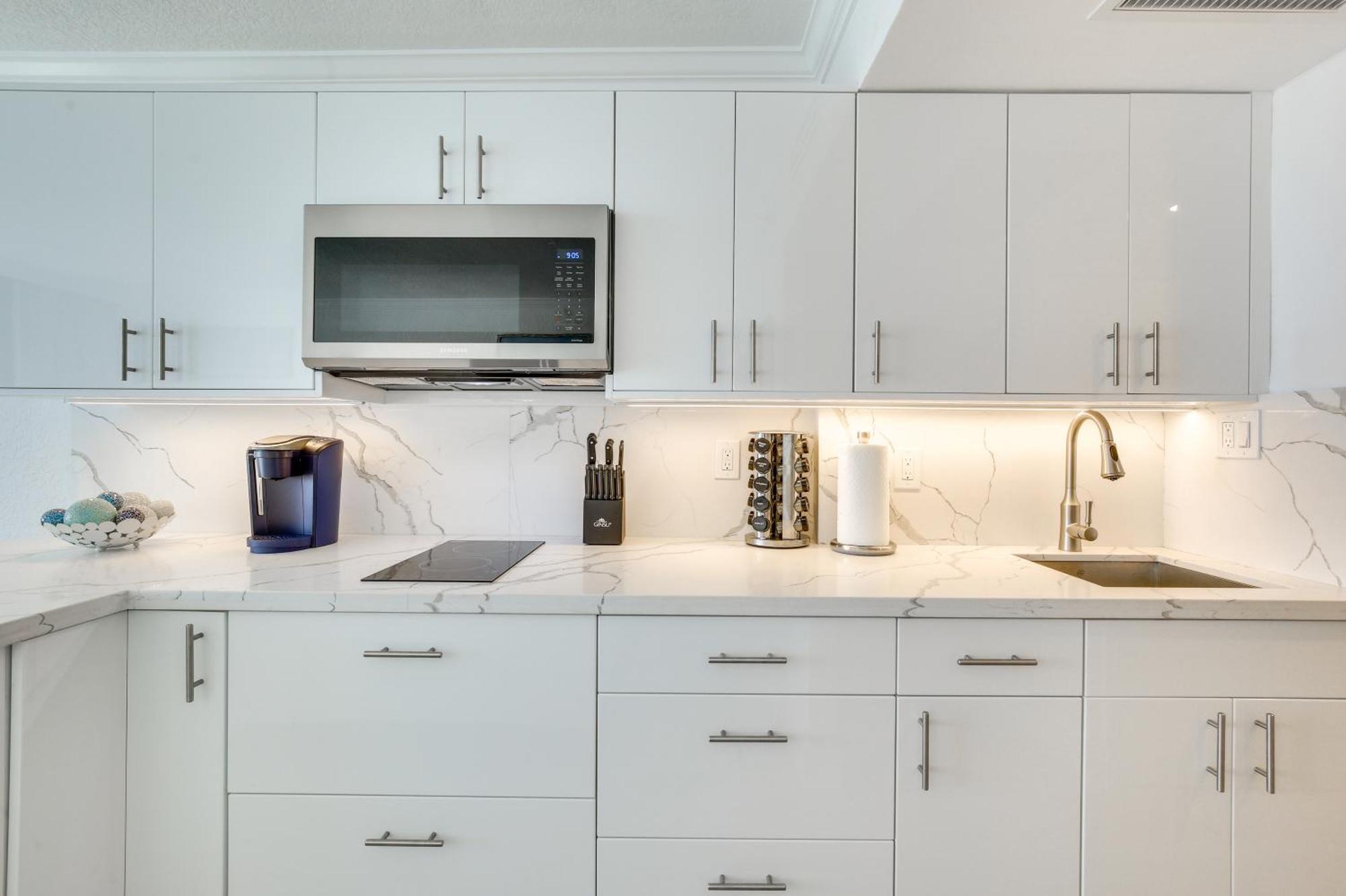 Sunny Isles Retreat With Perks! Apartment Miami Beach