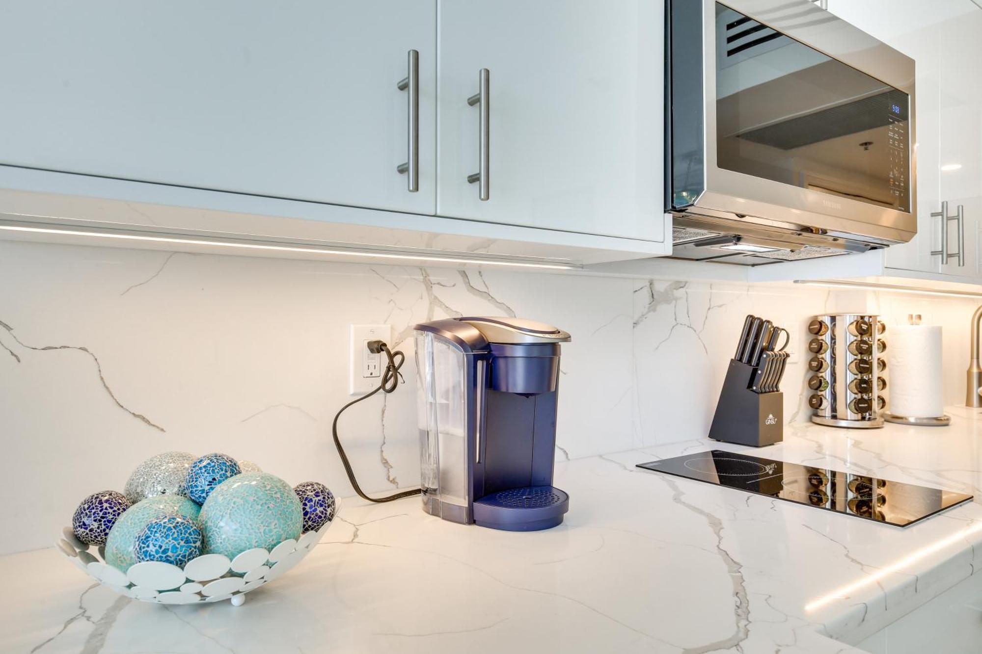 Apartment Sunny Isles Retreat With Perks! *