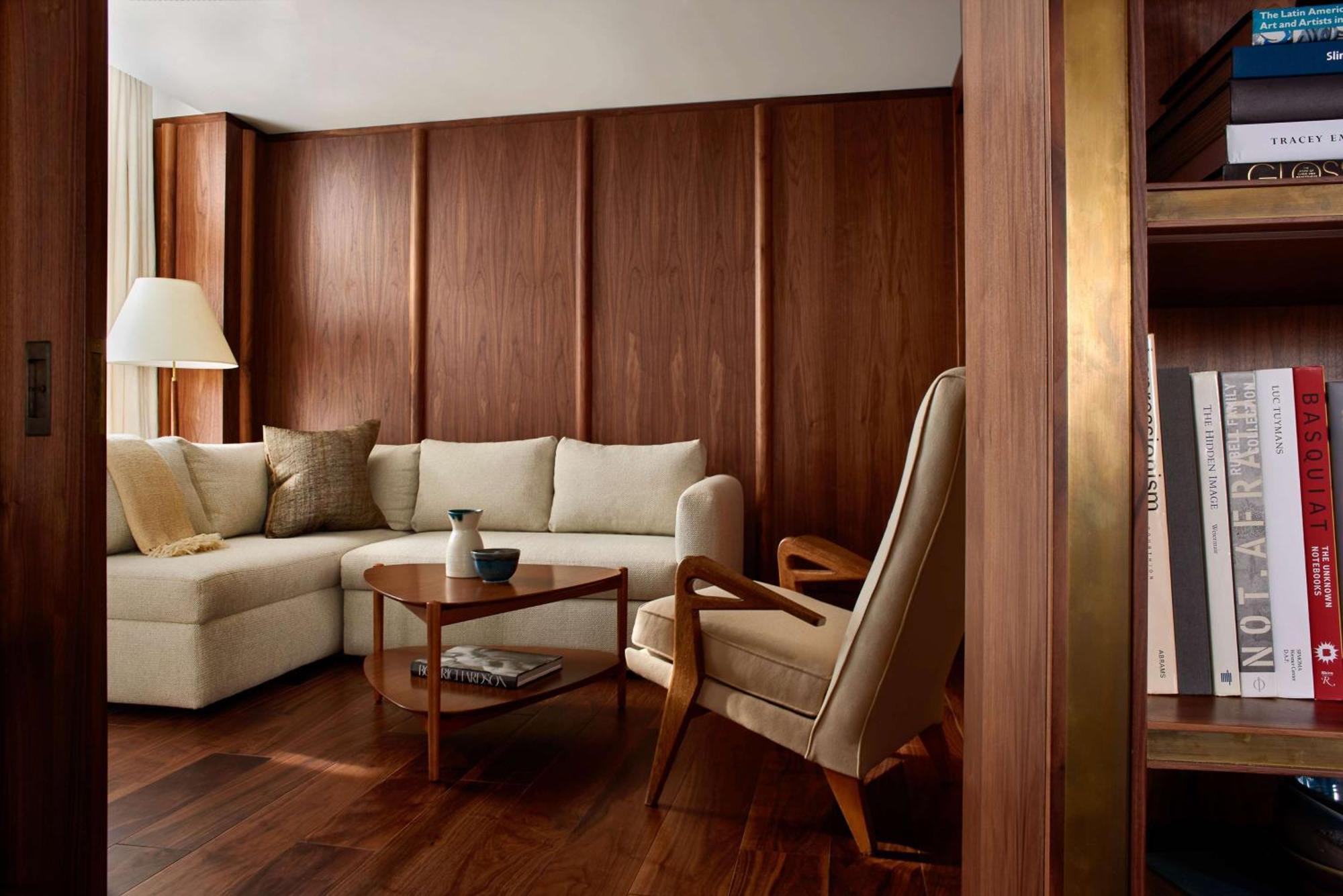 Hotel Nautilus Sonesta Miami