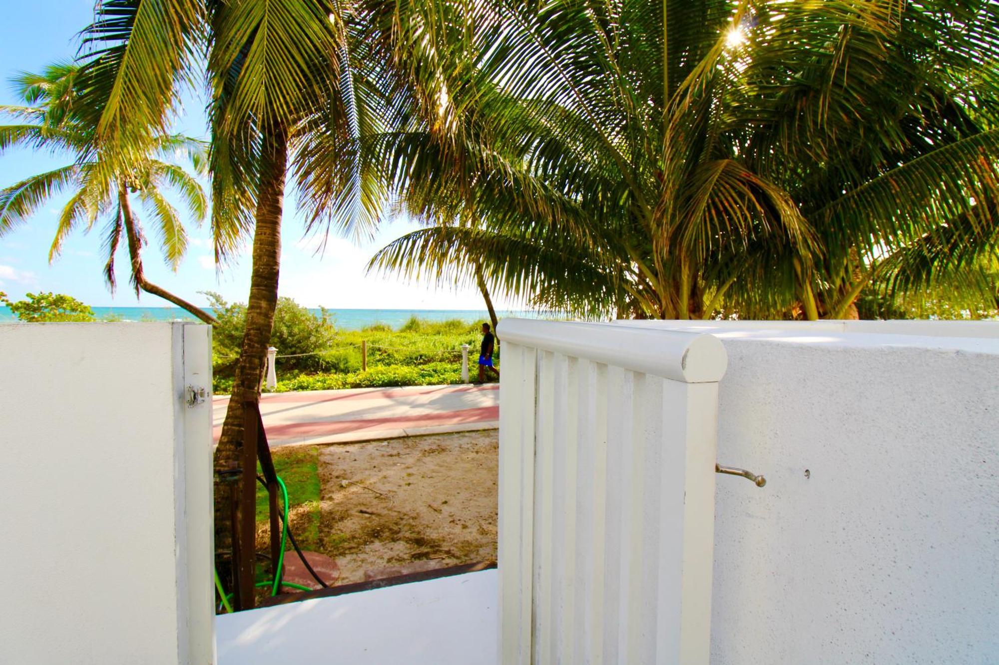 Castle Th14 Miami Beach