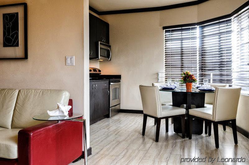 Hotel Tradewinds Miami