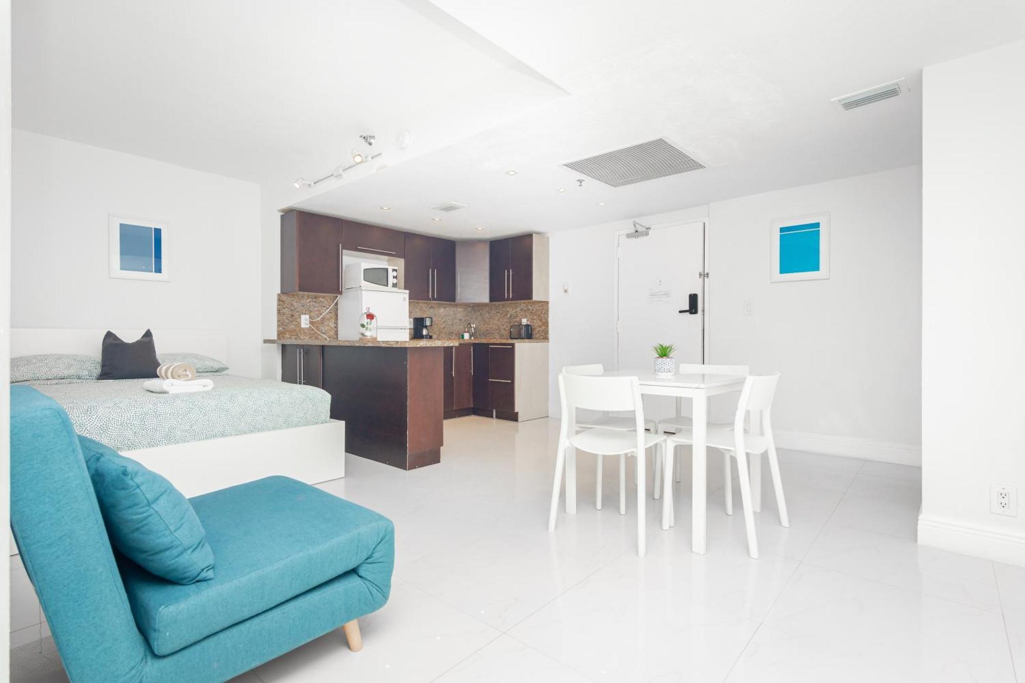 Aparthotel Girasole