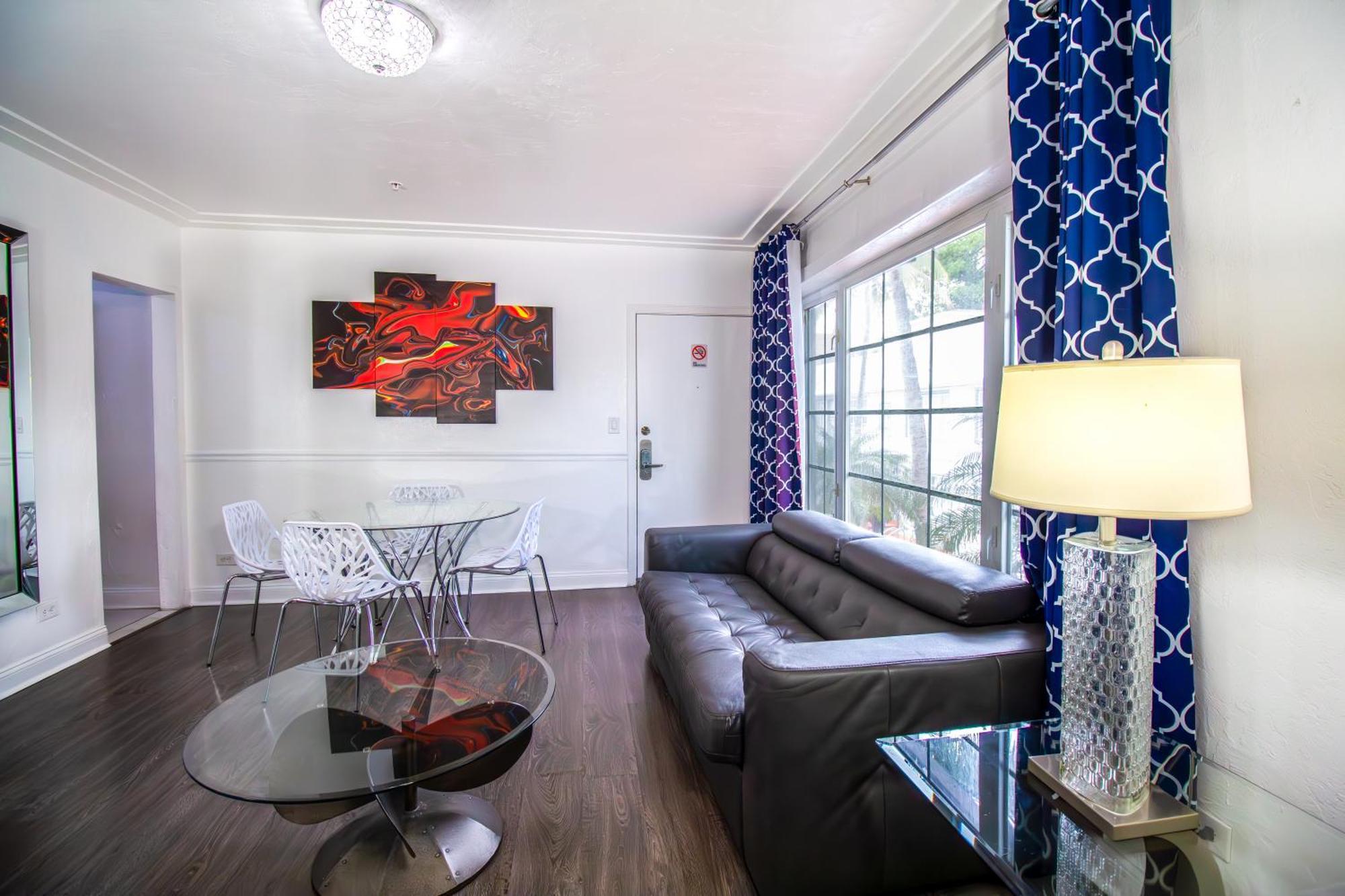 Courtyard Part Of The Oasis Casita Collection Miami Beach