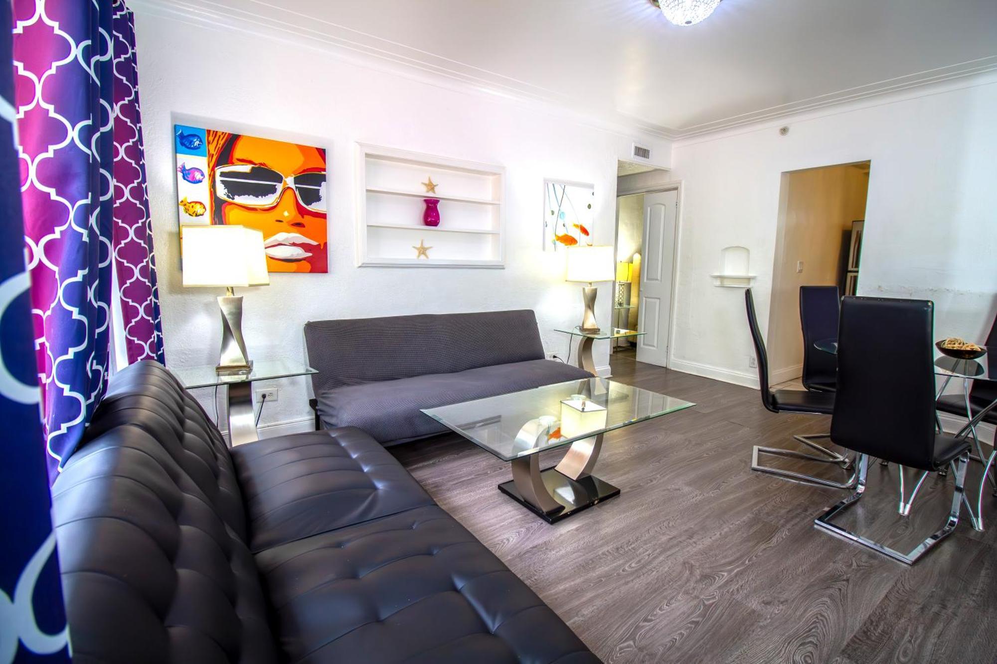 Courtyard Part Of The Oasis Casita Collection Apartment Miami Beach