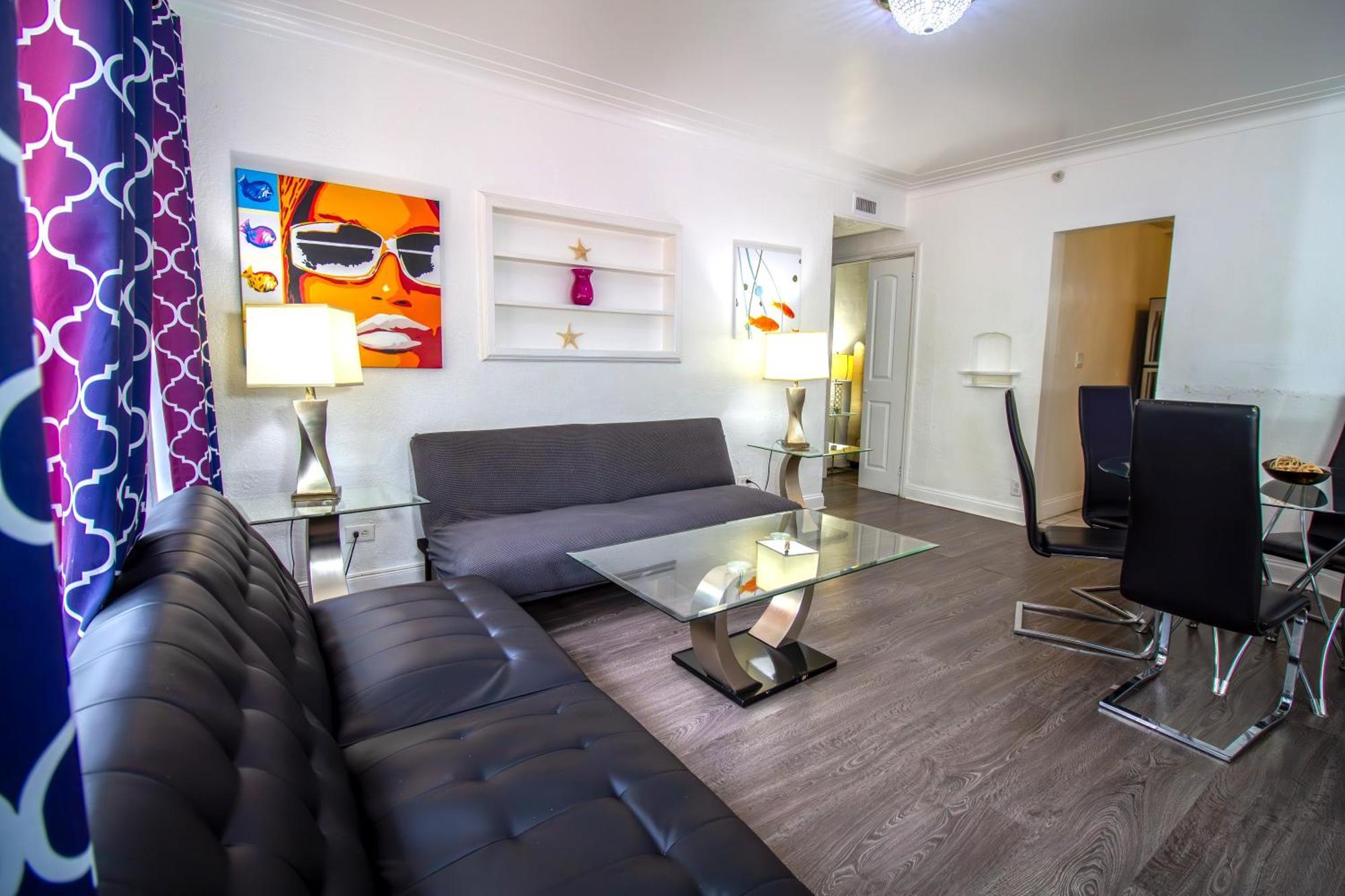 Courtyard Part Of The Oasis Casita Collection Apartment Miami Beach