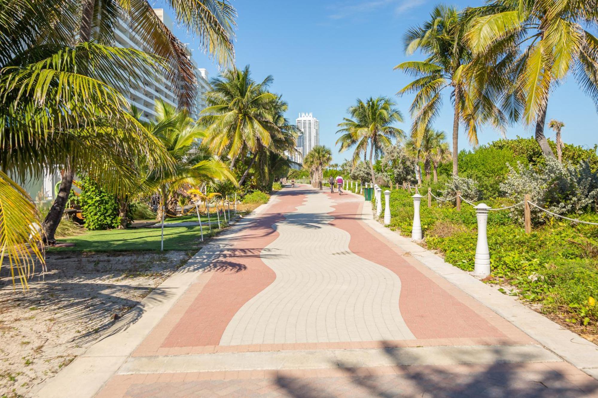 Girasole Aparthotel Miami Beach