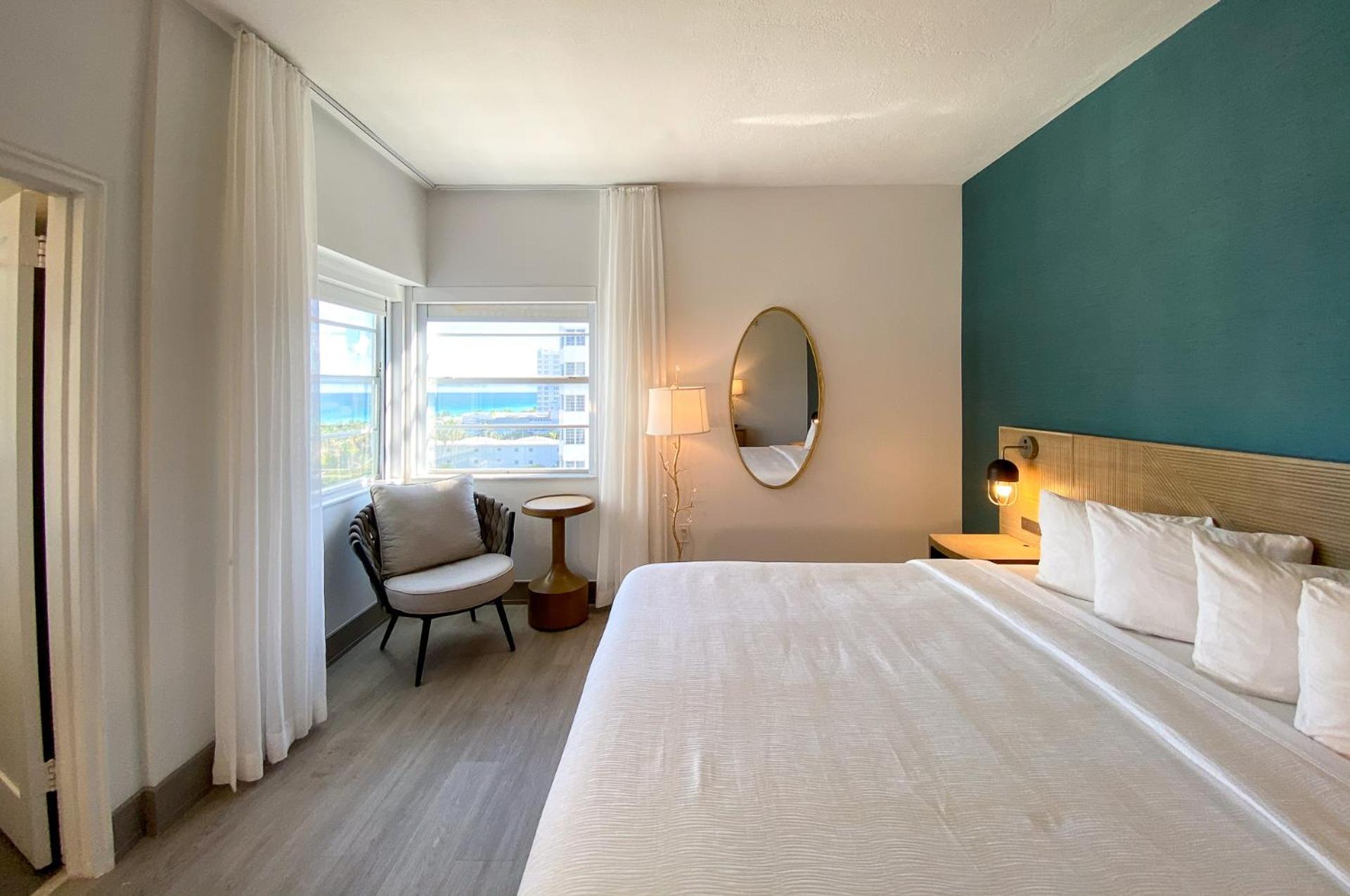Hotel Marseilles Beachfront