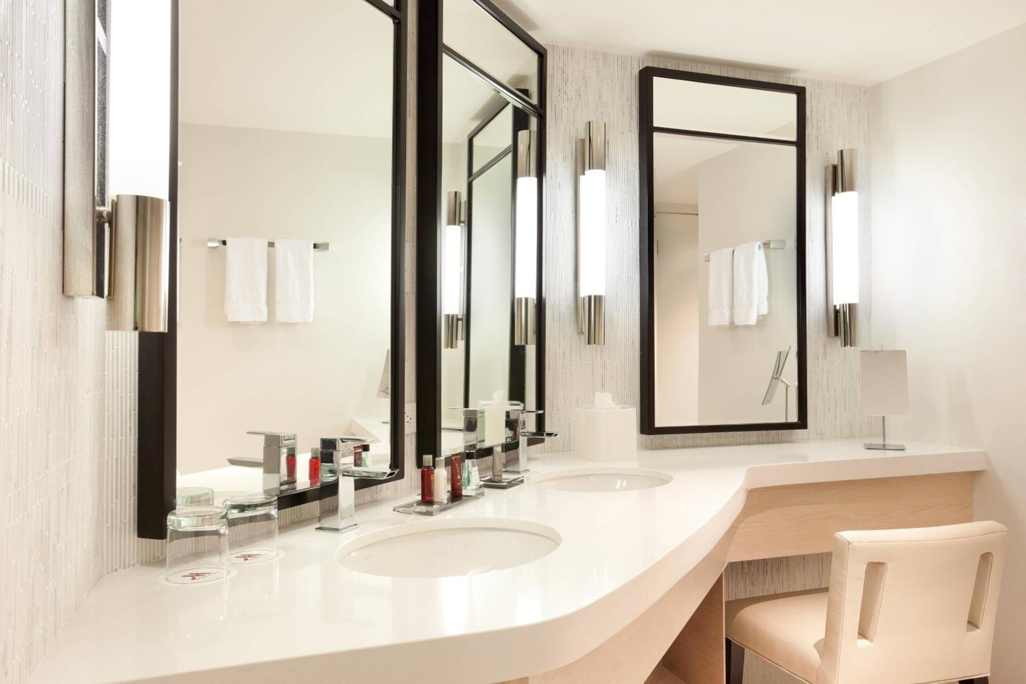 Hotel Marriott Stanton South Miami Beach