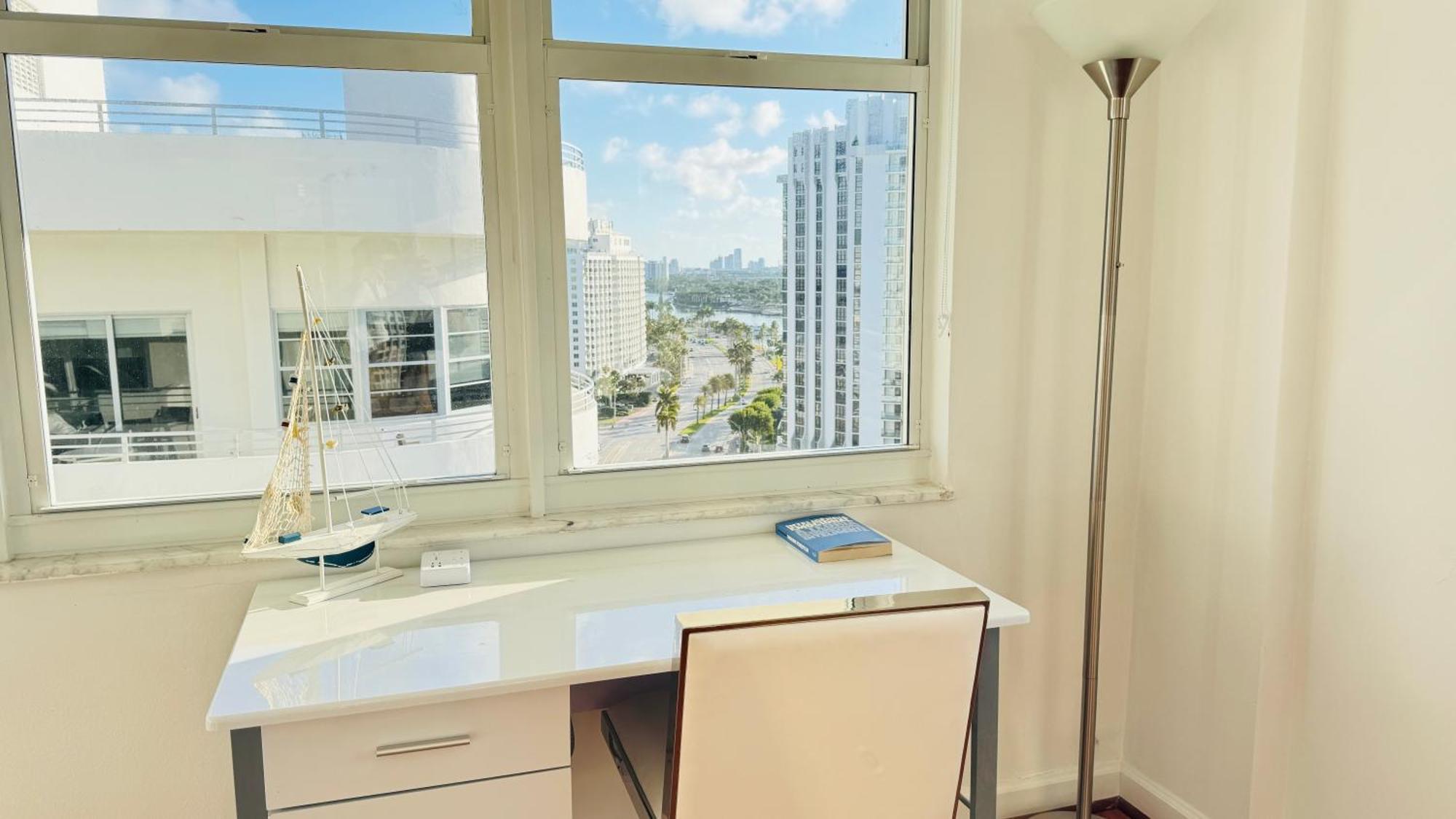 Apartment Oceanfront Luxury Miami Escape Pool&gym Miami Beach