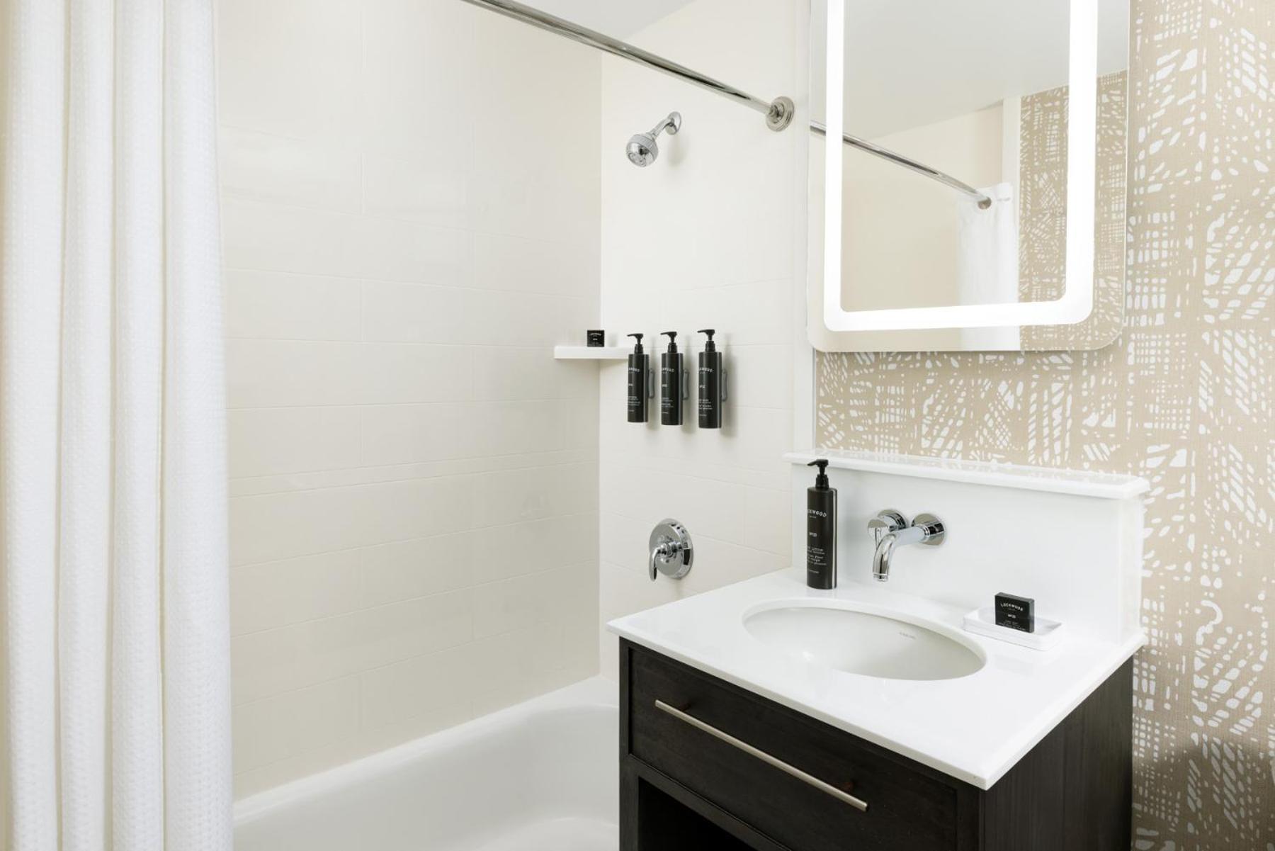 Continental Miami Beach, Tapestry Collection By Hilton Hotel 4*