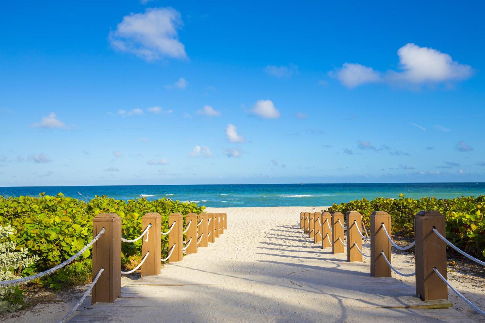 Oceanview Private At 1 & Homes -1144 *