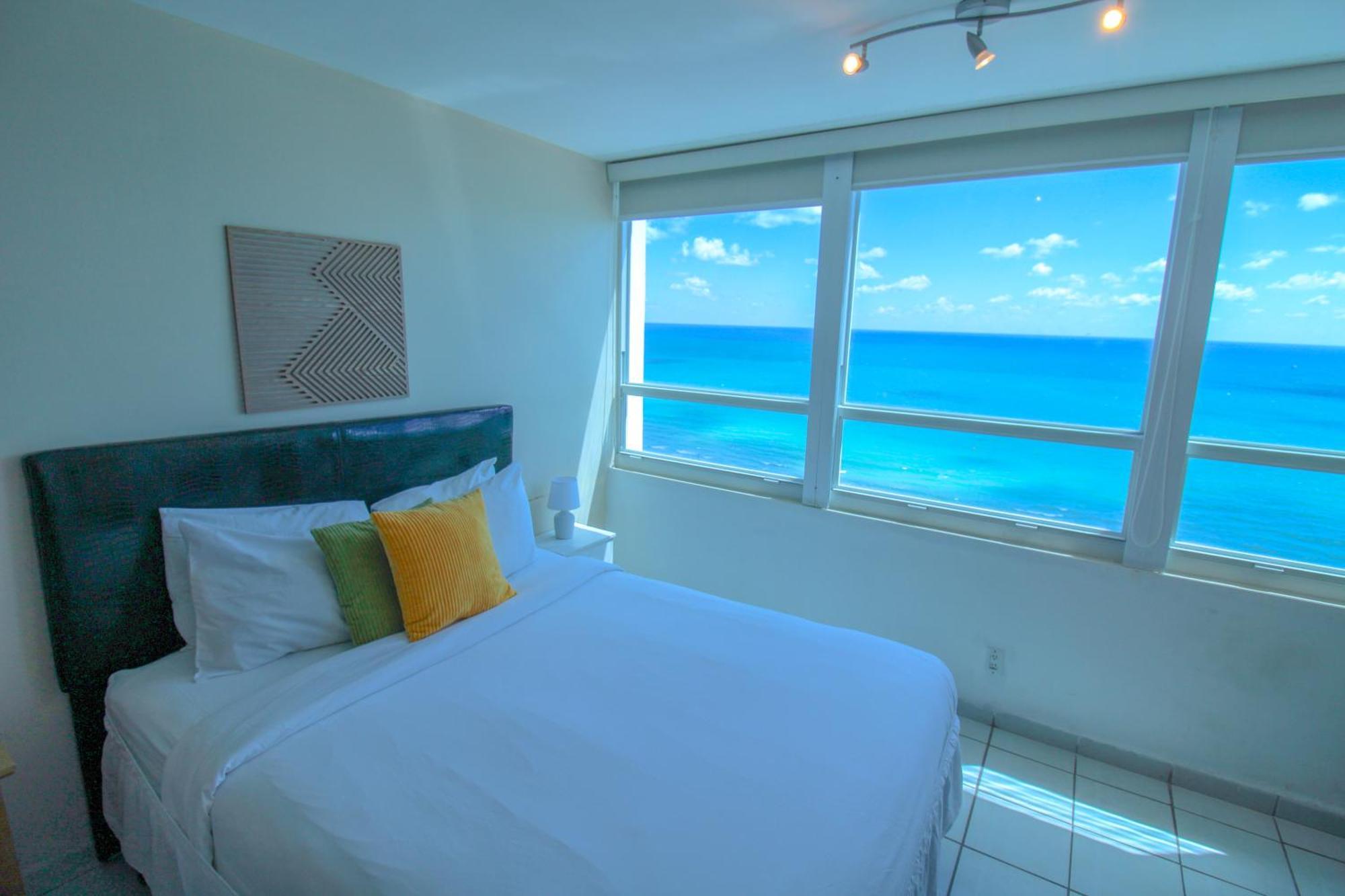 Castle 1733 Ocean View With Direct Access, Pool, Tennis & Free Parking Casa de férias Miami Beach