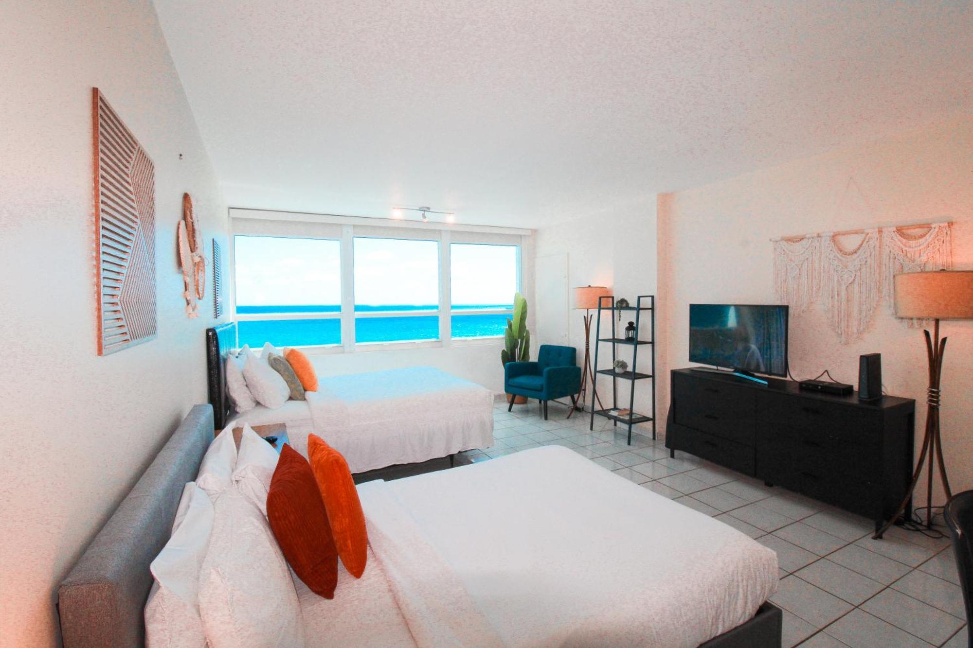 Castle 1733 Ocean View With Direct Access, Pool, Tennis & Free Parking Casa de férias *