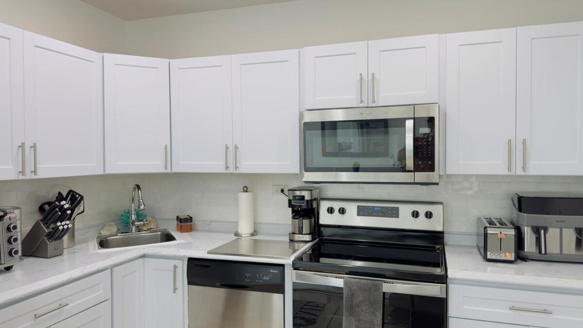 Apartment Oceanfront Luxury Miami Escape Pool&gym Miami Beach