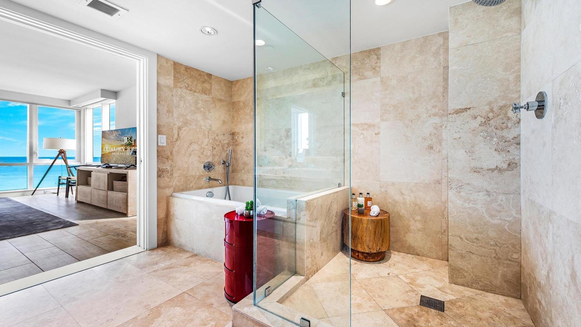 1 & Homes Private Luxury Miami Beach
