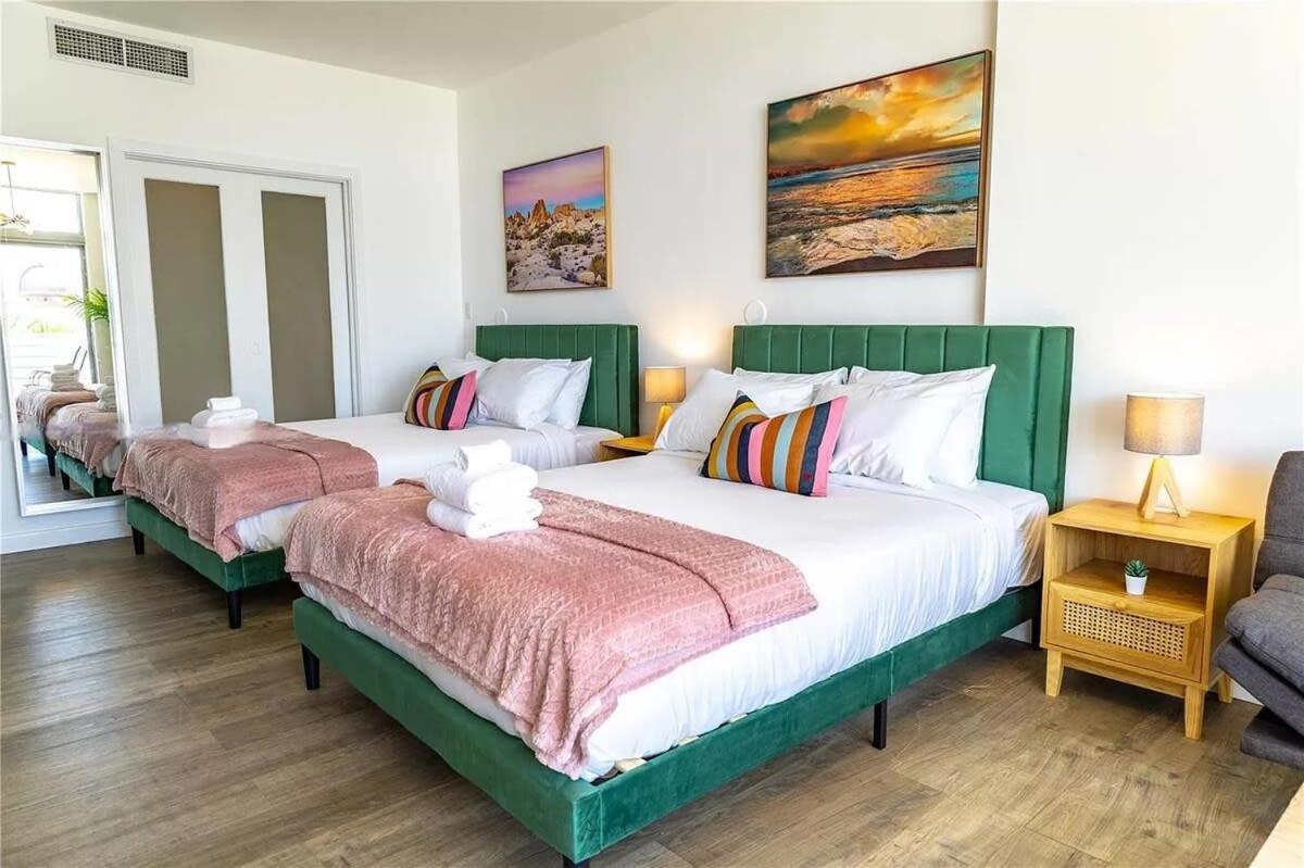 Stylish In South With Ocean Views *