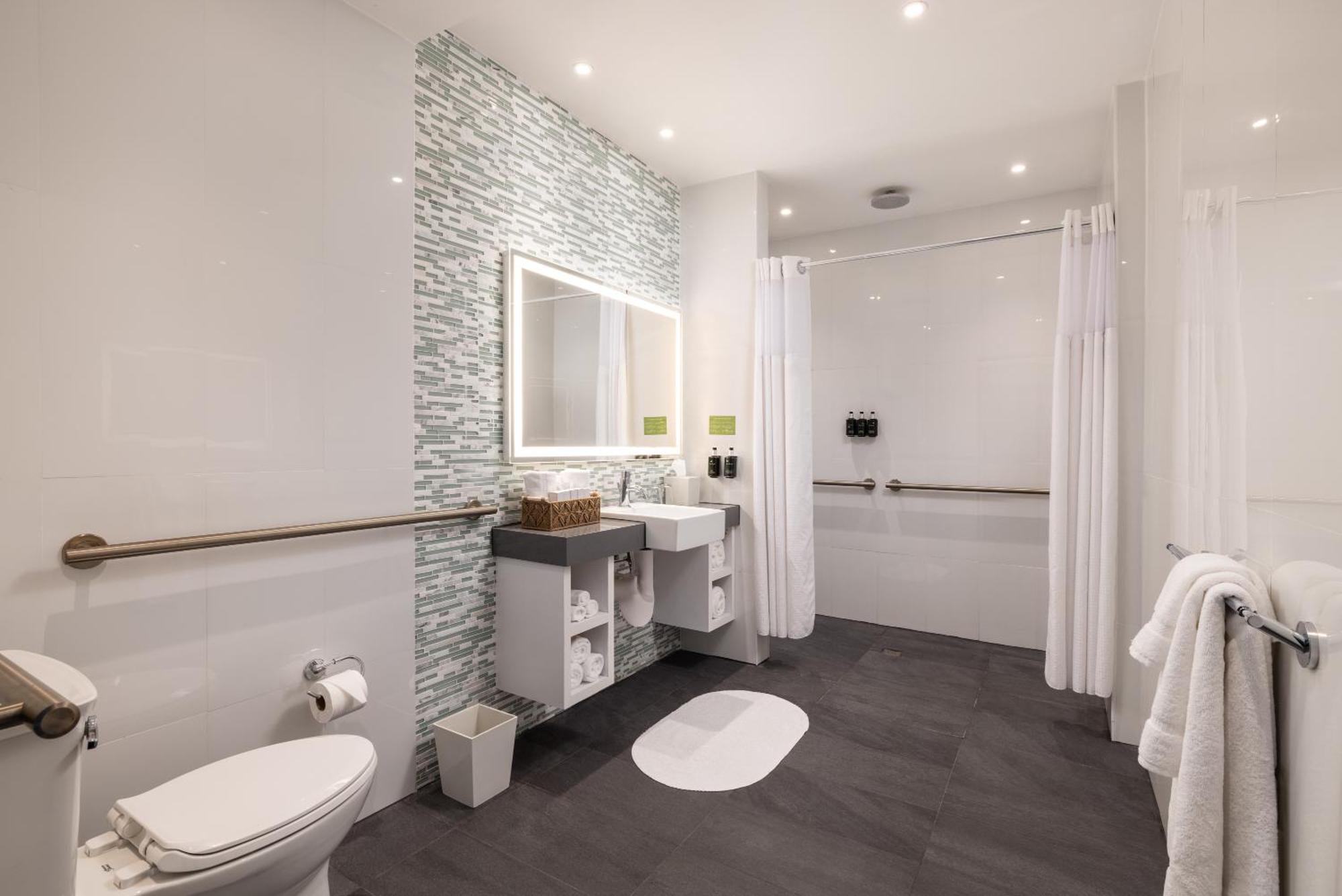 The Palms & Hotel 4*