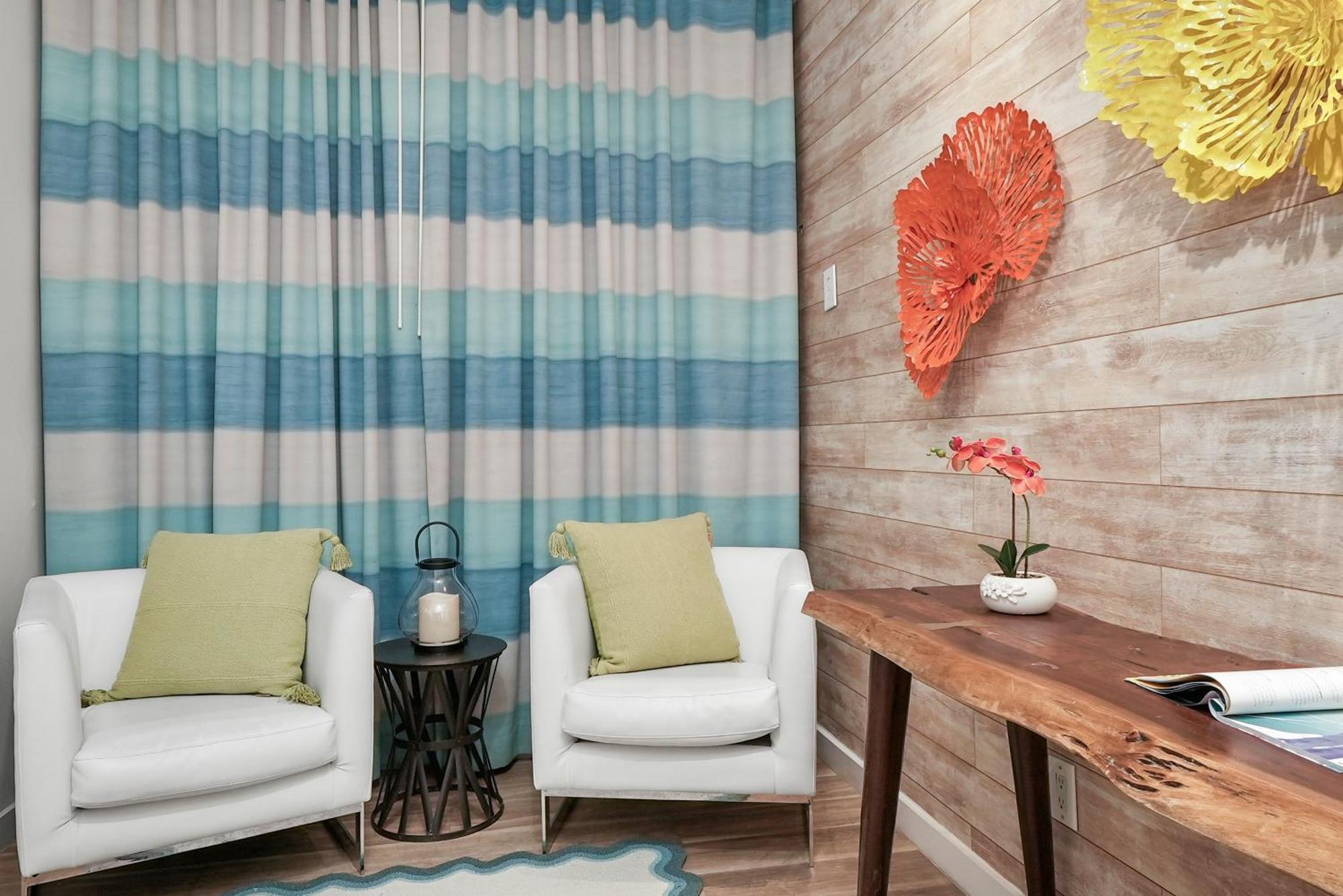 Chesterfield & Hotel Miami Beach