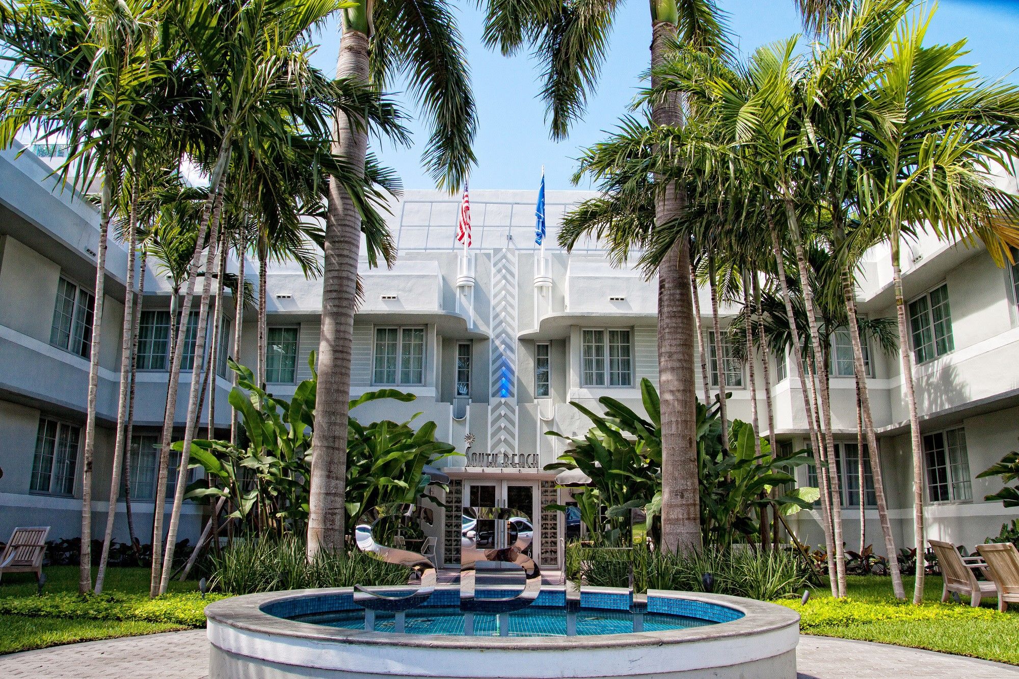 Hotel South 4*