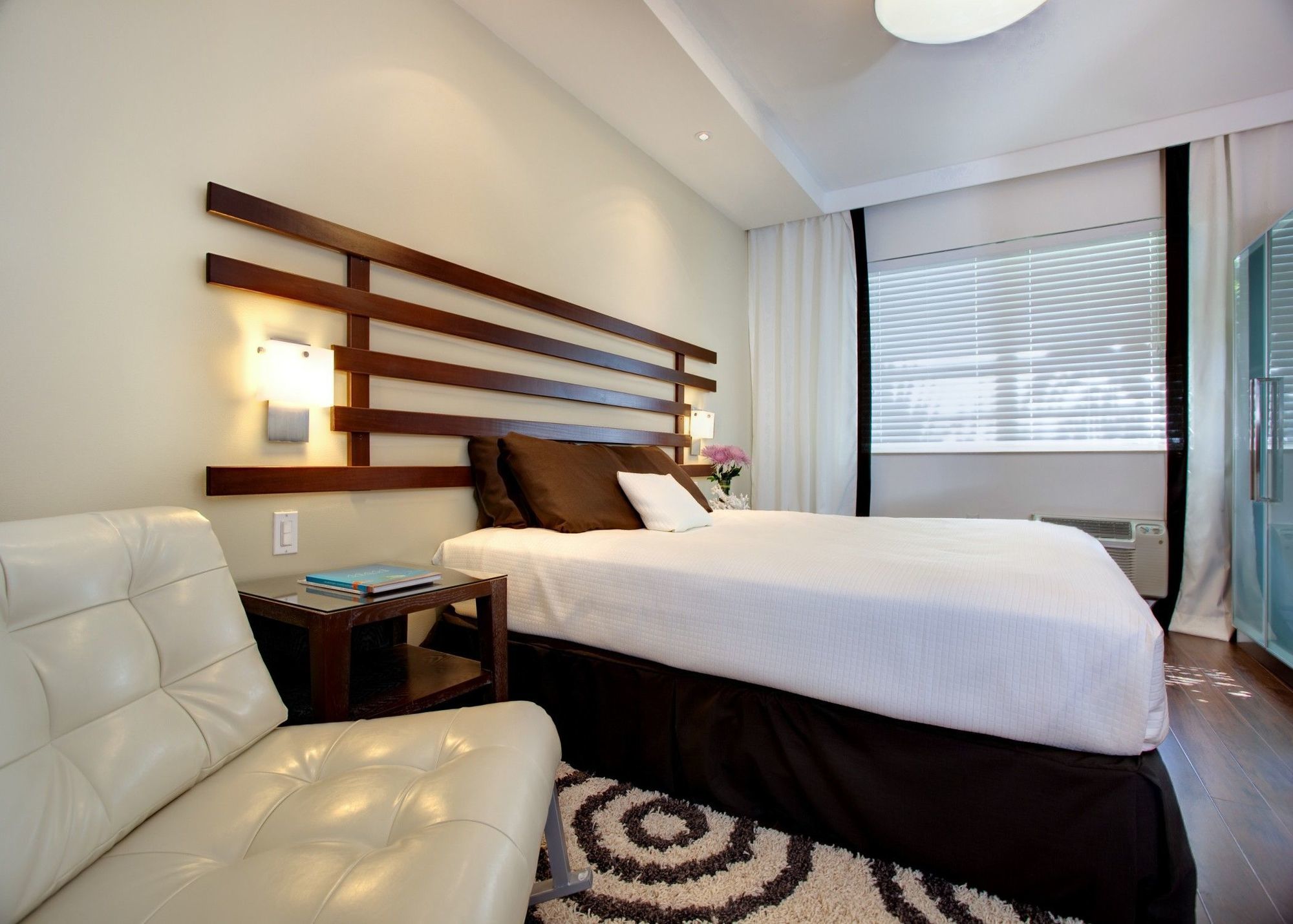 Hotel Dorchester & Miami Beach