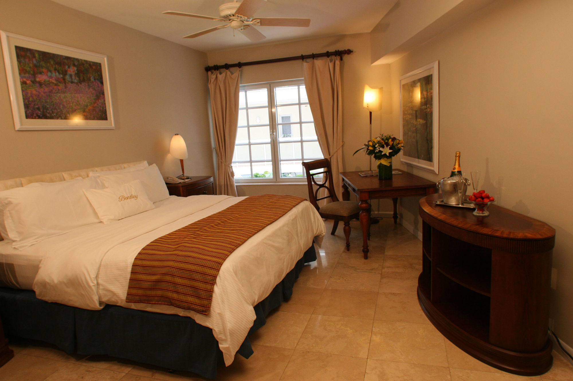 Bentley South 4* Miami Beach