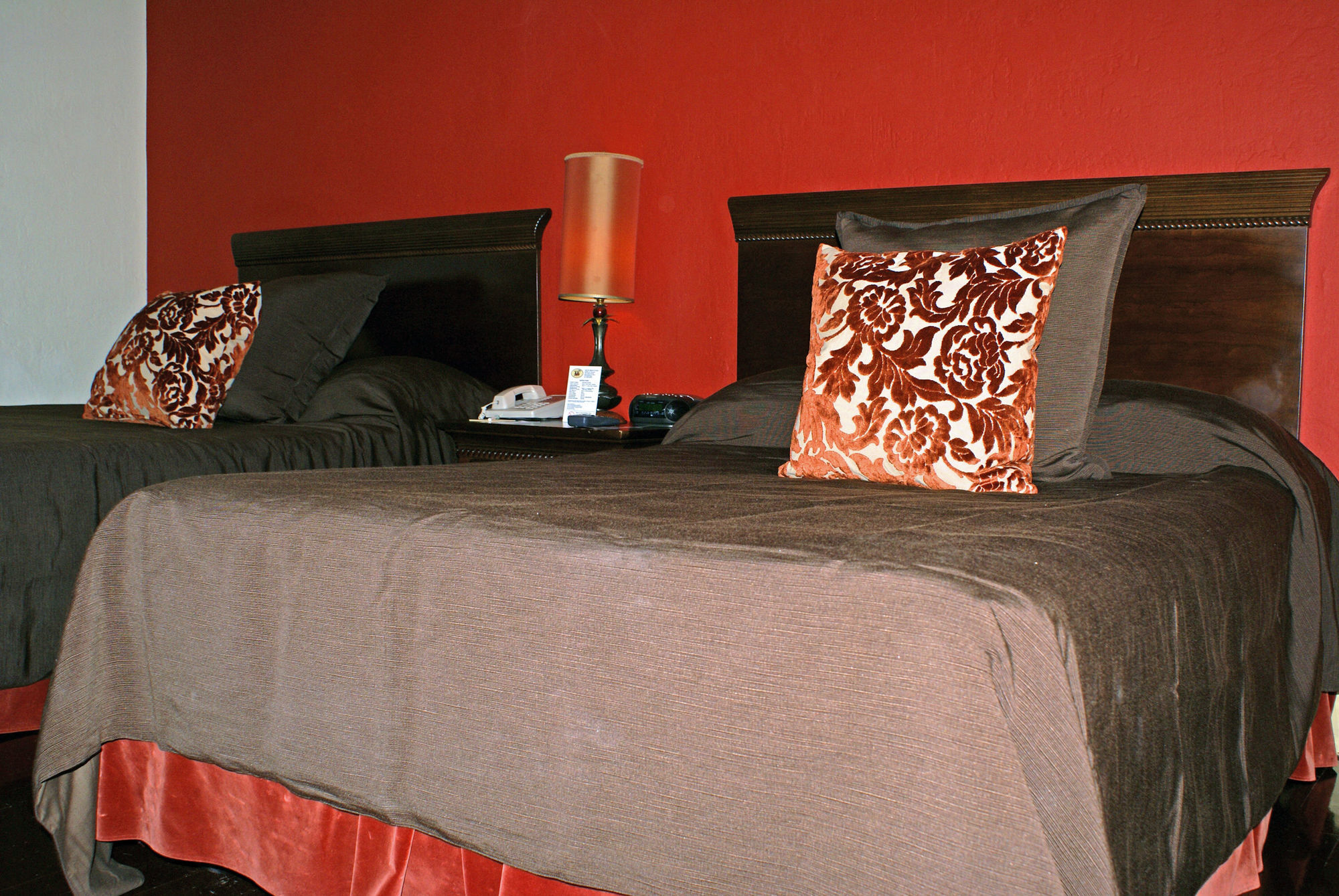 South Plaza Hotel