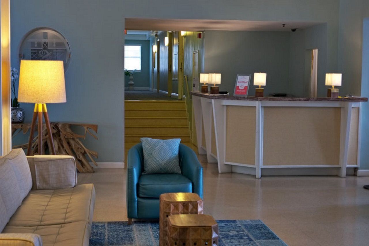 Dorchester & 3* Miami Beach