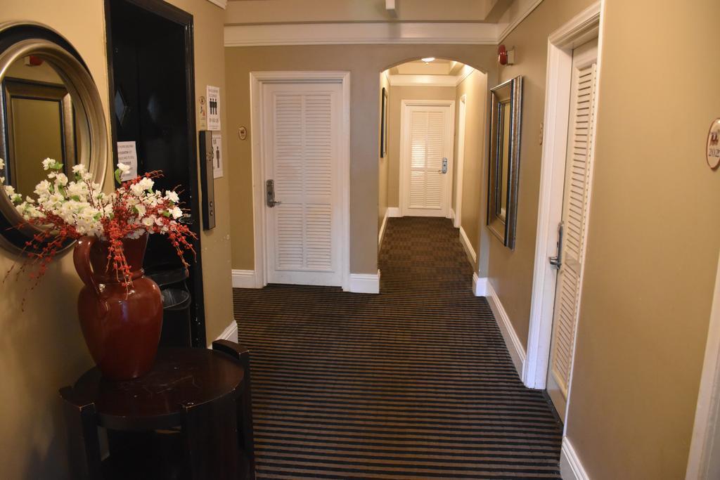 Hotel South Plaza 3*