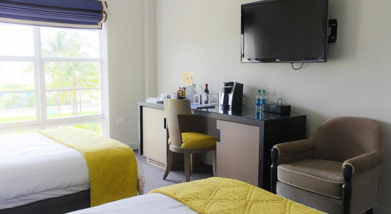 Breakwater South Hotel 4*