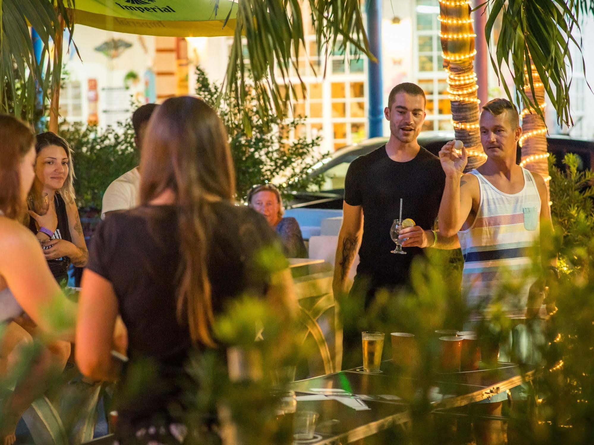 Beds N' Drinks * Miami Beach