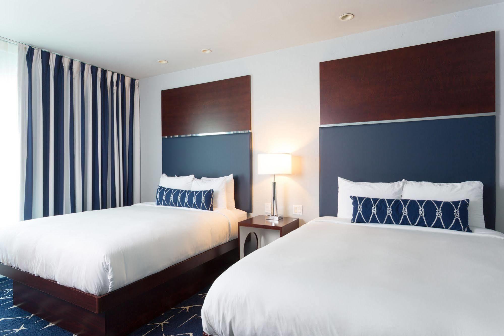 Albion Hotel 3*