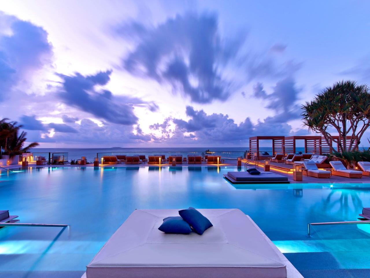 Resort The Retreat Collection At 1 South Miami Beach