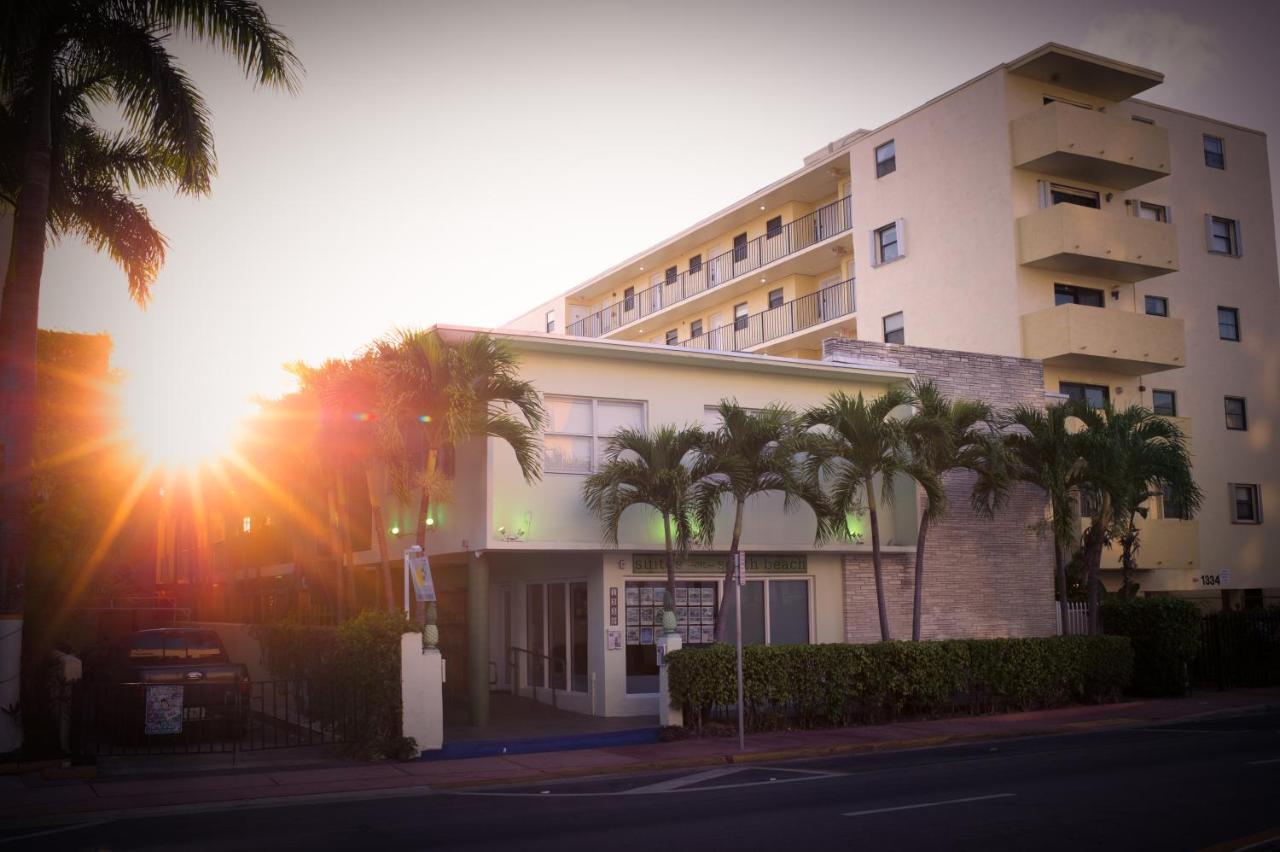On South 3* Miami Beach