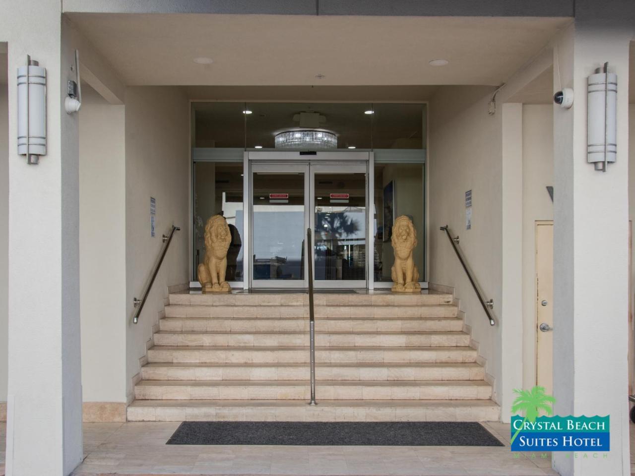 Crystal Miami Oceanfront 3*