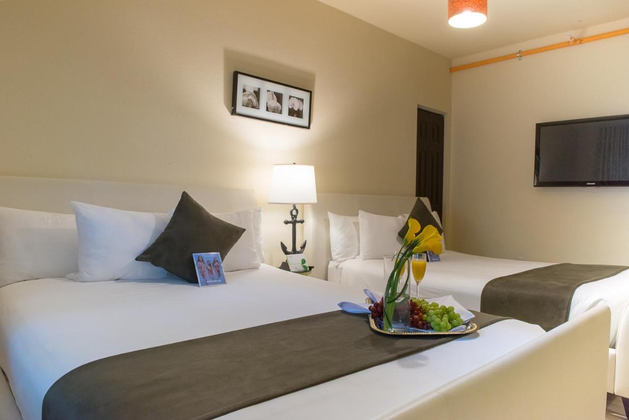 Hotel Tradewinds Miami 3*