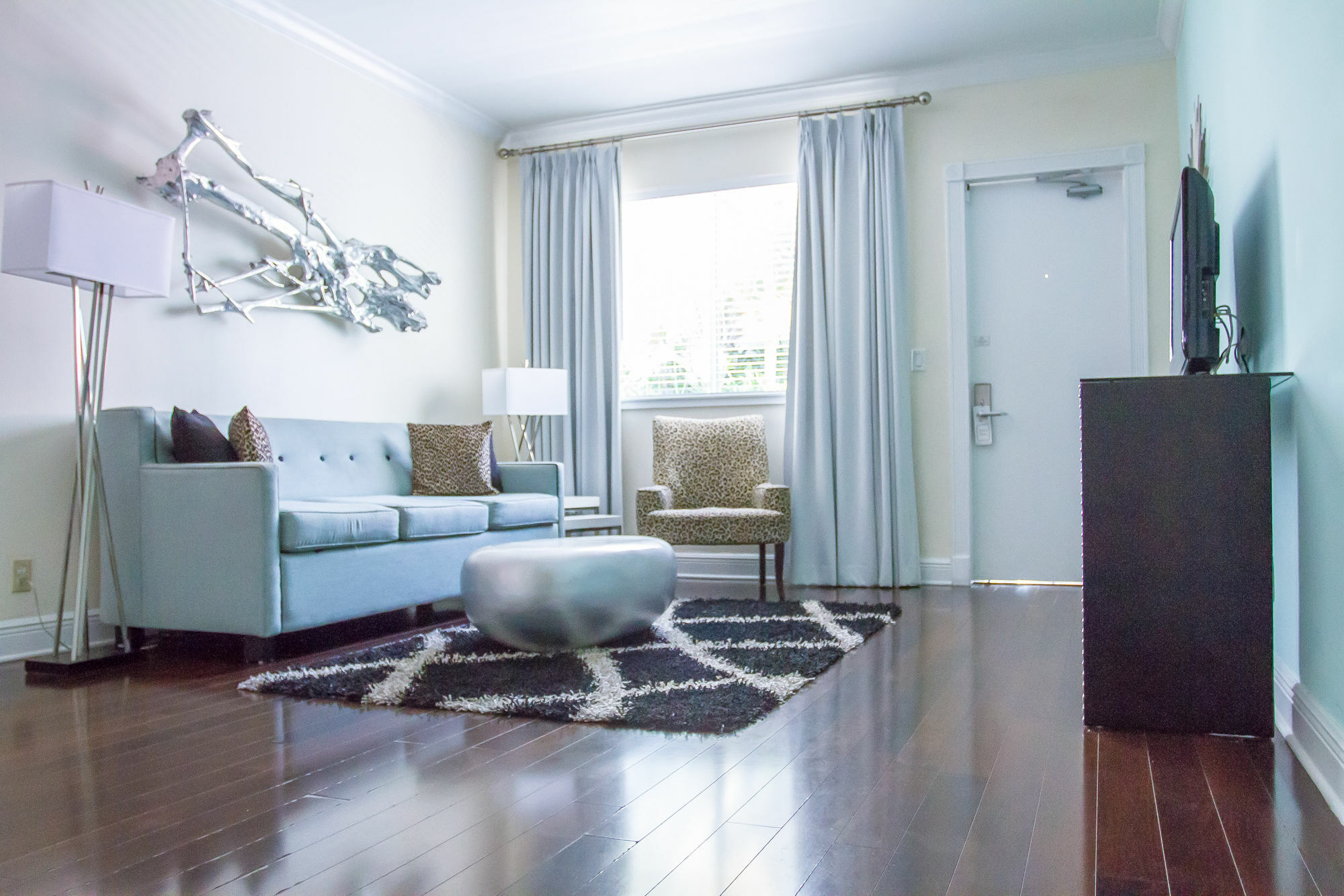 Dorchester & 3* Miami Beach