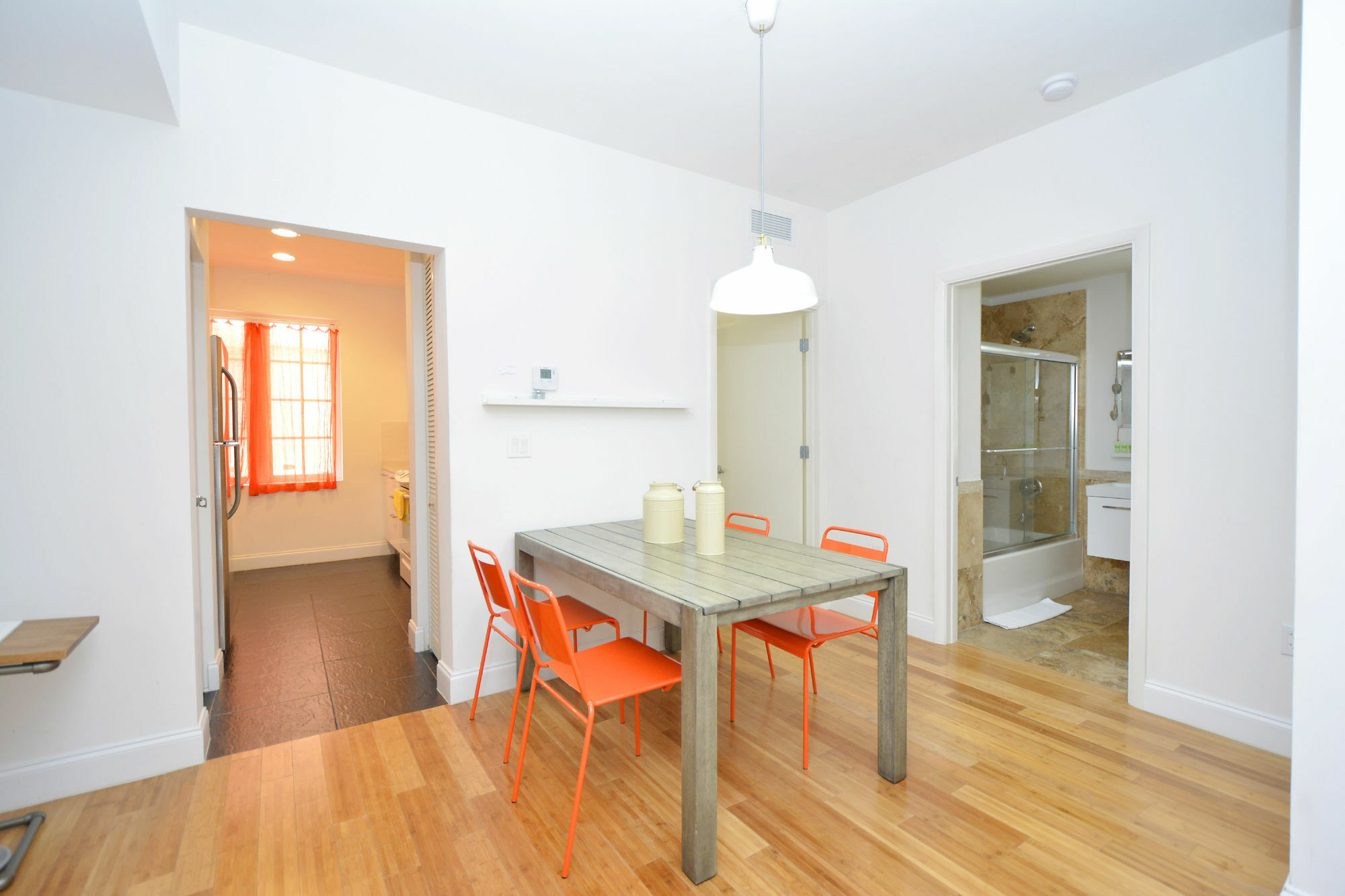 Art Deco Lincoln Apartamento
