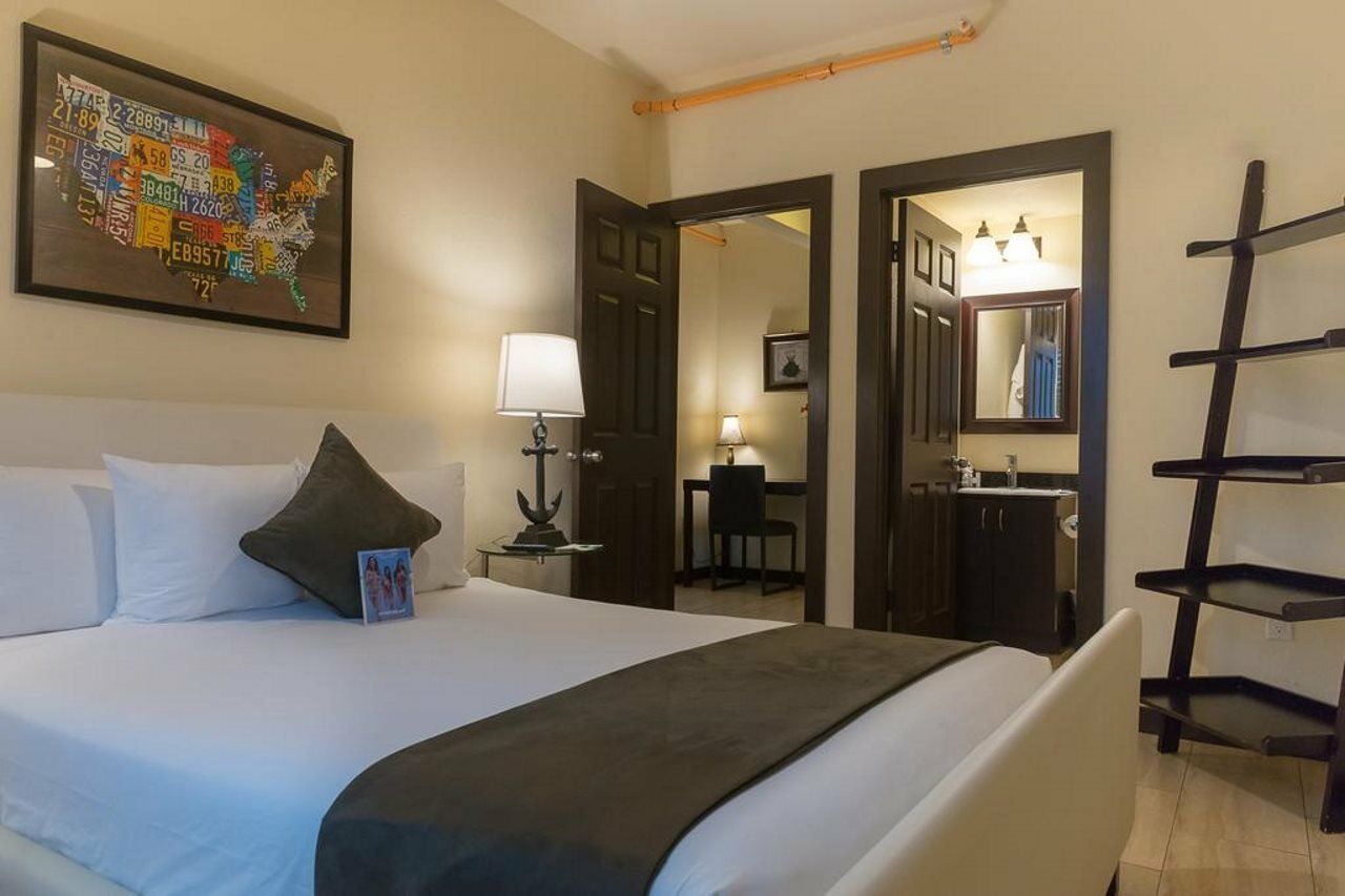 Tradewinds Miami Hotel Miami Beach