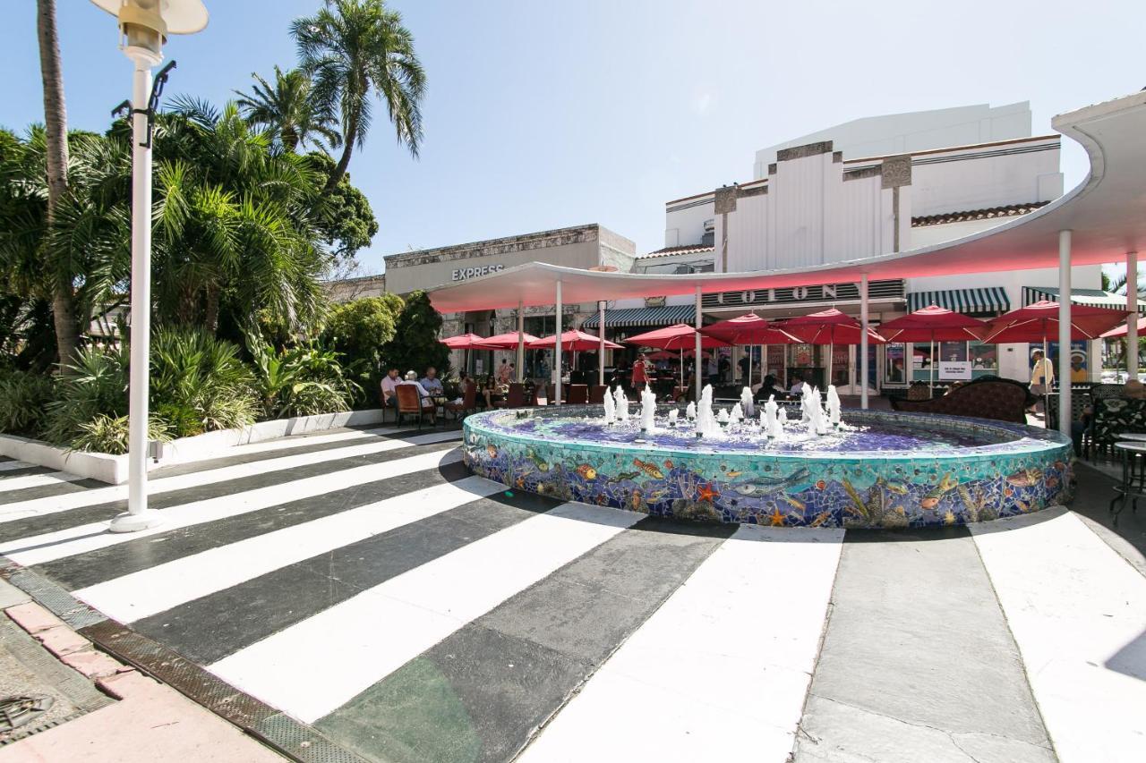 Ensuite Apt On Collins Ave * Miami Beach